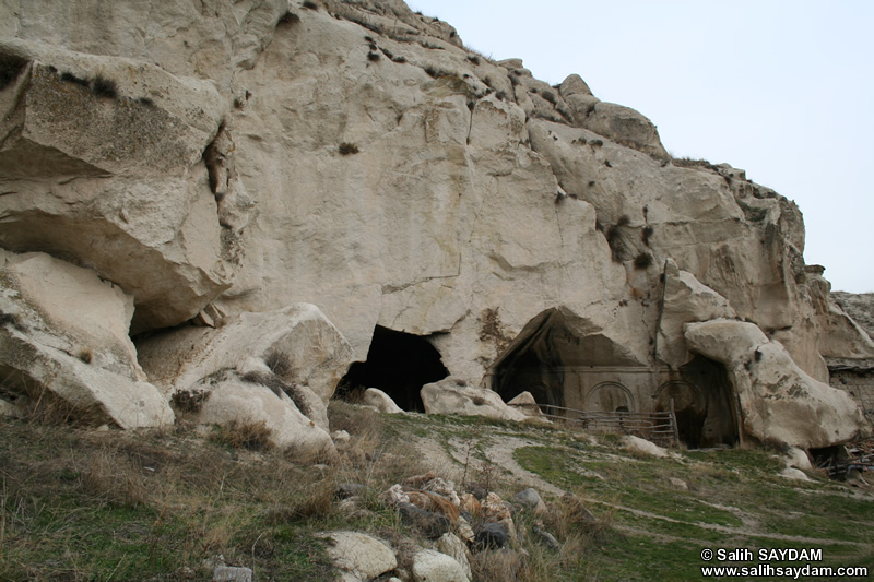 Mahkeme Ağacin Köyü Fotoğraf Galerisi 10 (Kilise Mağaraları) (Ankara, Kızılcahamam)
