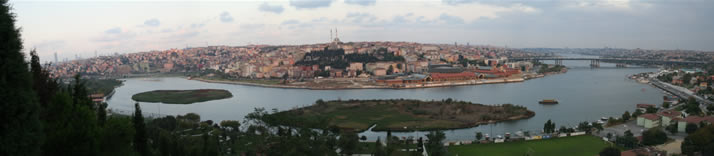 Panorama of Istanbul from Hill of Pierre Lotti 3 (Istanbul)