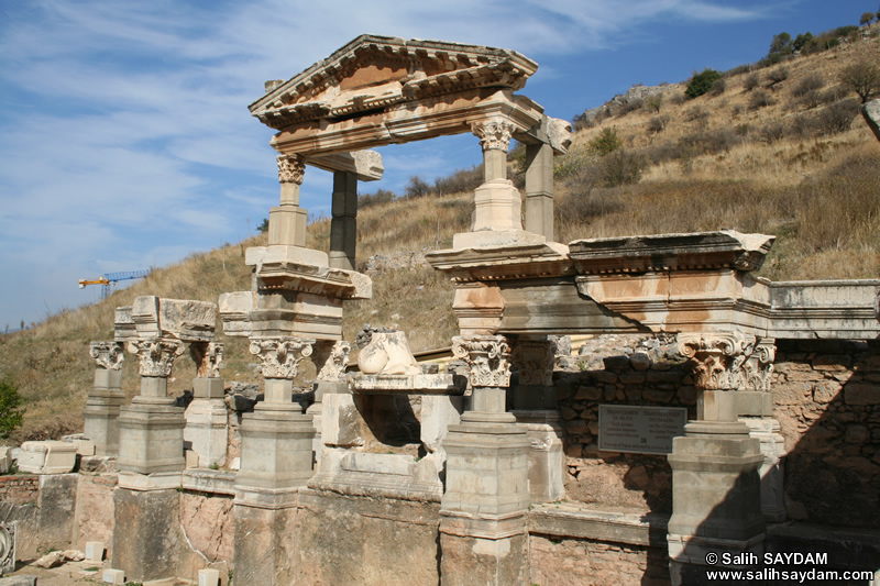 Ephesus Antique City Photo Gallery 35 (Fountain of Traian) (Selcuk, Izmir)