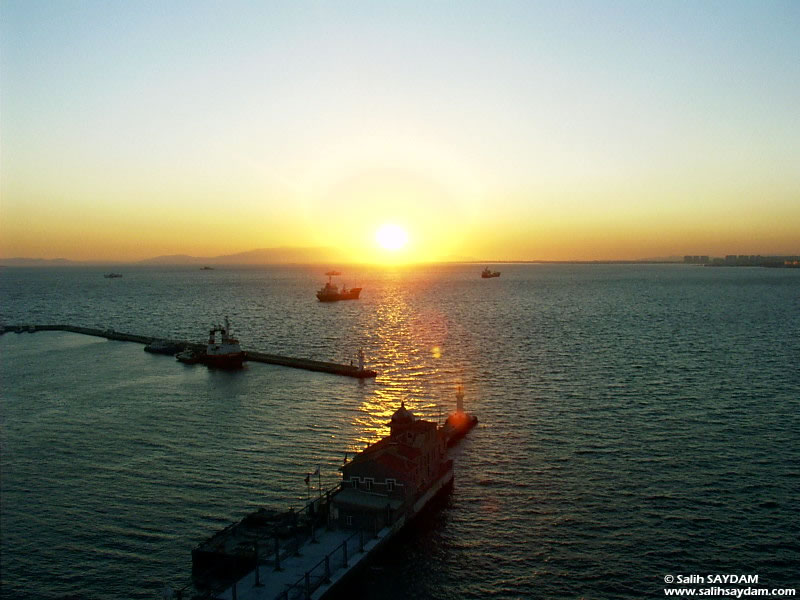Sunset in Izmir Bay Photo Gallery 2 (Izmir)