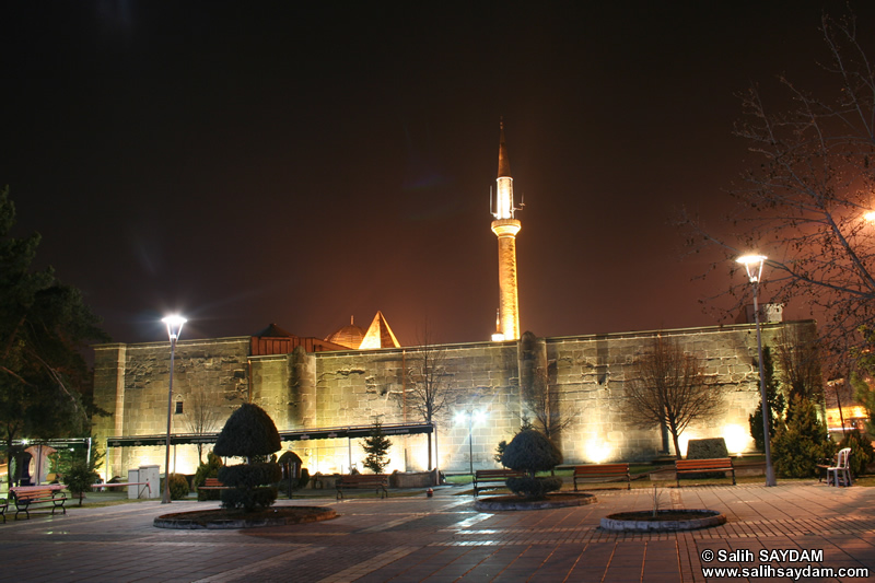 Hunat Camii ve Hunat Hatun Külliyesi (Gece) Fotoğraf Galerisi (Kayseri)