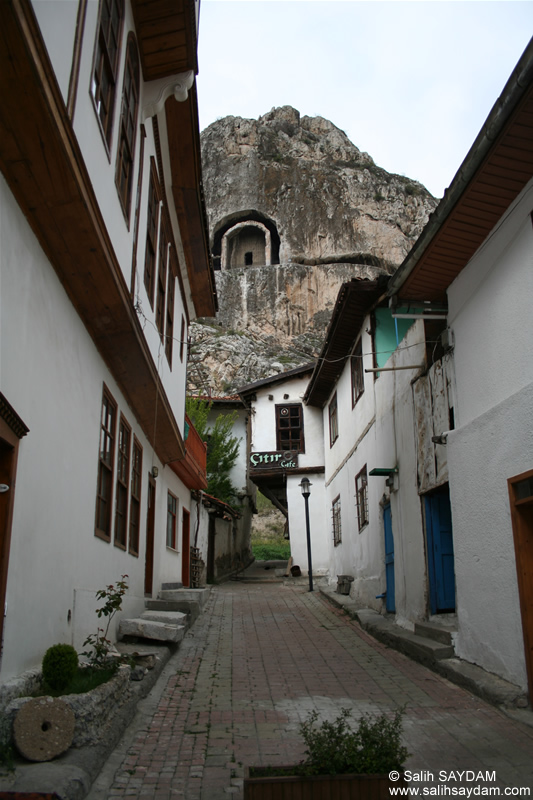 King Graves and Old Amasya Houses Photo Gallery (Amasya)