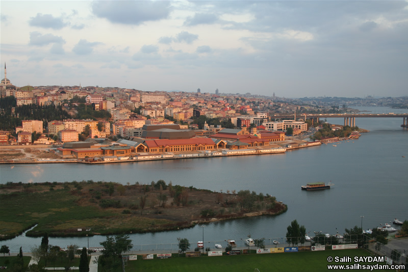 Istanbul Sightings from Hill of Pierre Lotti Photo Gallery 2 (Istanbul)
